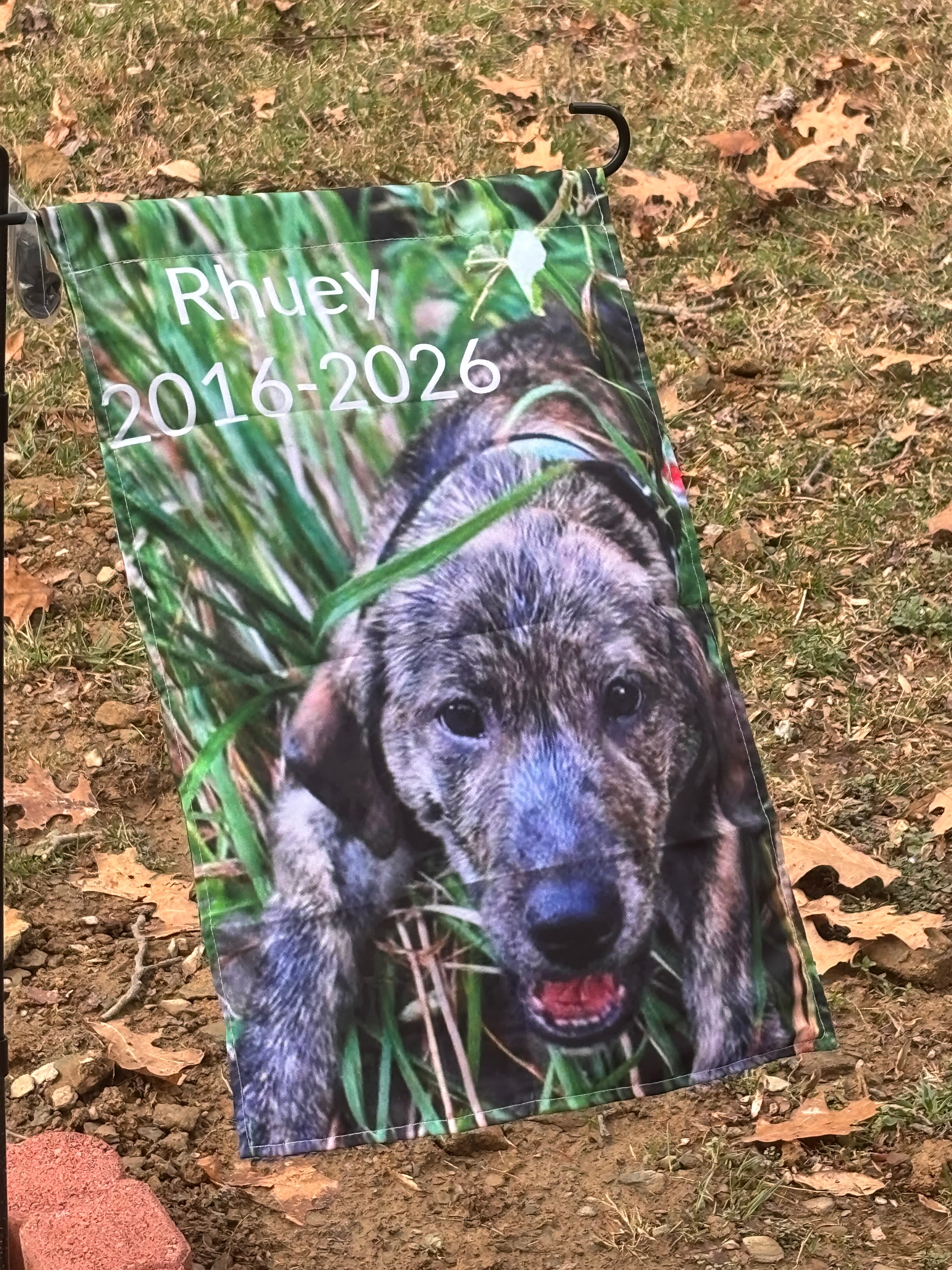 Memorial photo of Rhuey