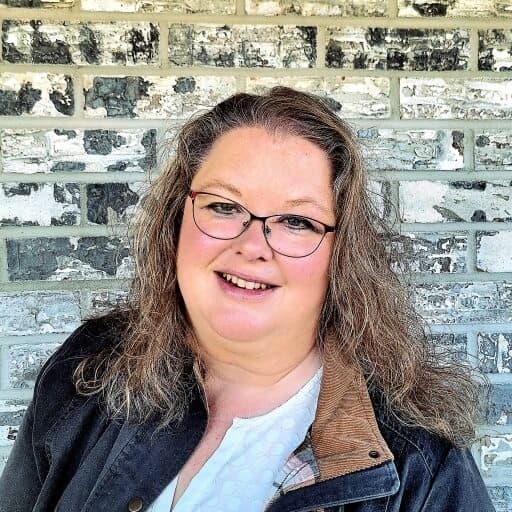 Photo of Dr. Jill Holt